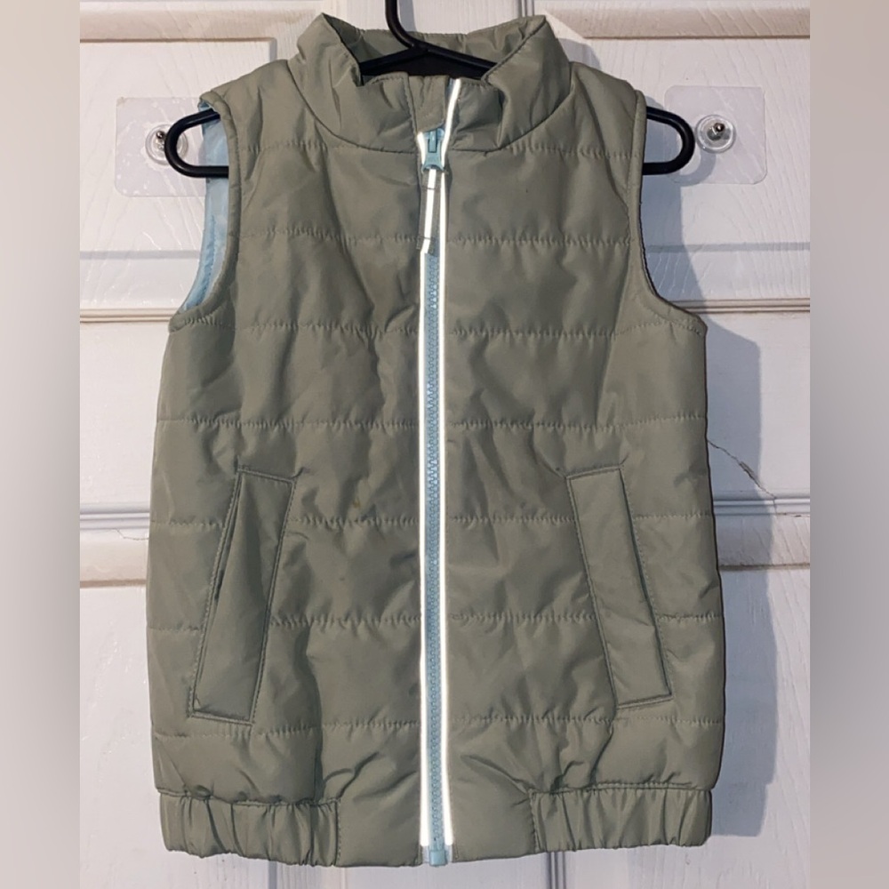 Cat & Jack Quilted Kids size 3T- Green